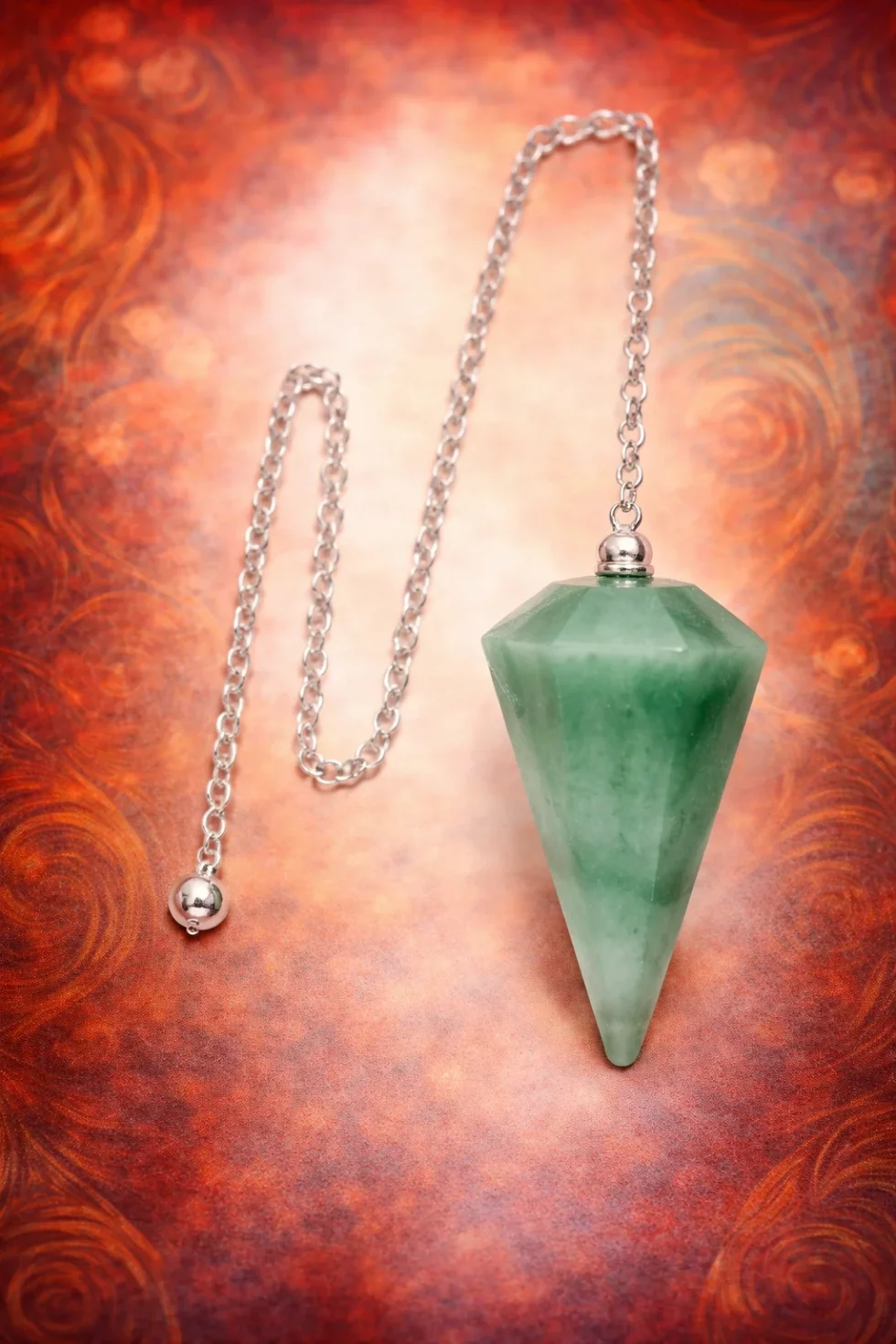 Péndulo facetado de cuarzo verde